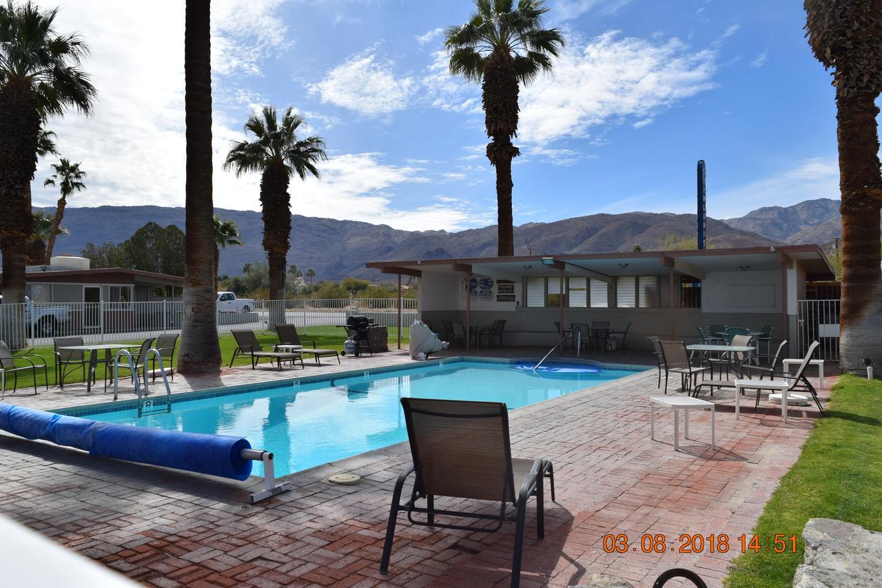 Stanlunds Inn And Suites Borrego Springs Ngoại thất bức ảnh