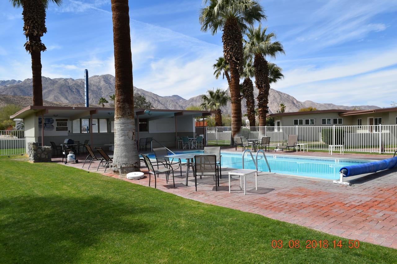 Stanlunds Inn And Suites Borrego Springs Ngoại thất bức ảnh